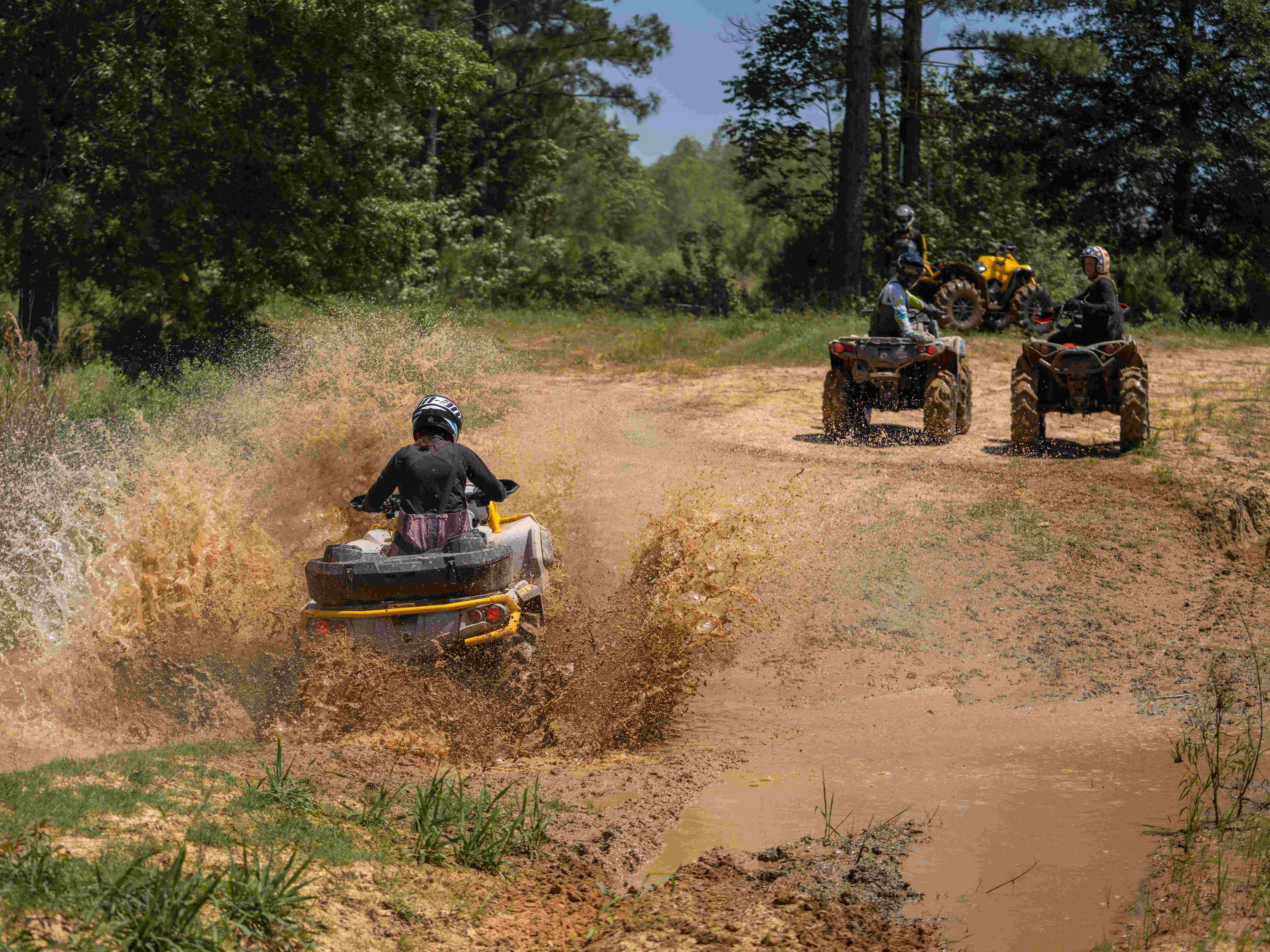 LA VIE TOUT-TERRAIN AVEC CAN-AM