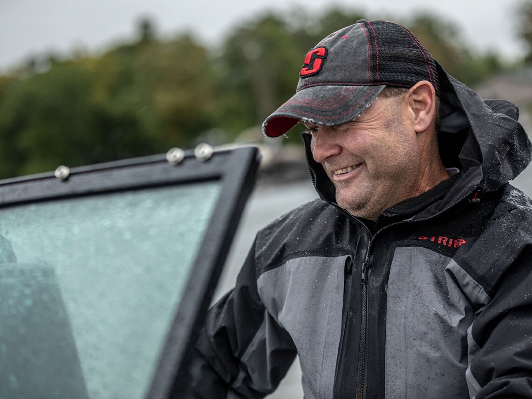 Alumacraft ambassador Jon Thelen fishing on his aluminum boat