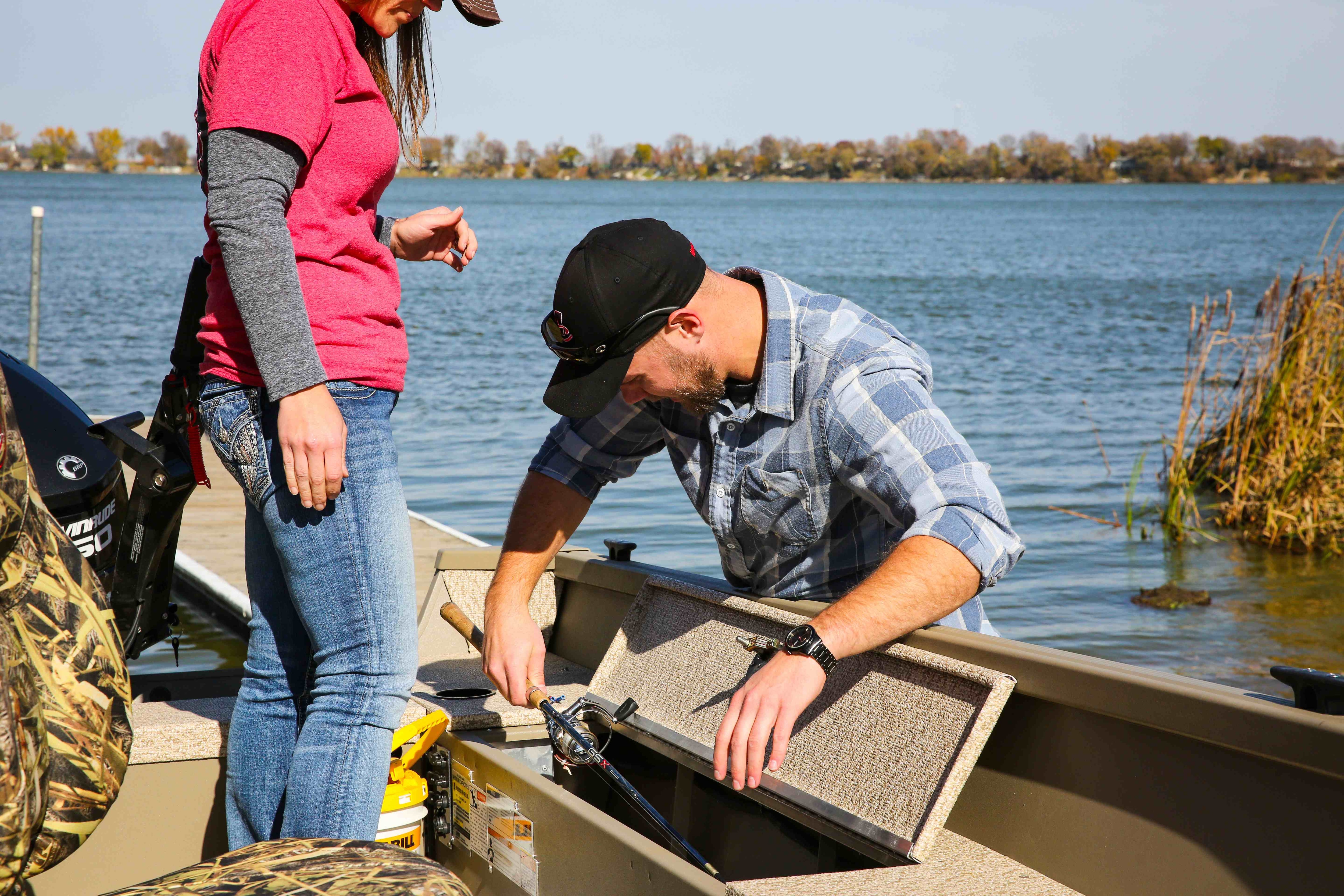 Multispecies Summit boat Rod Storage Lock