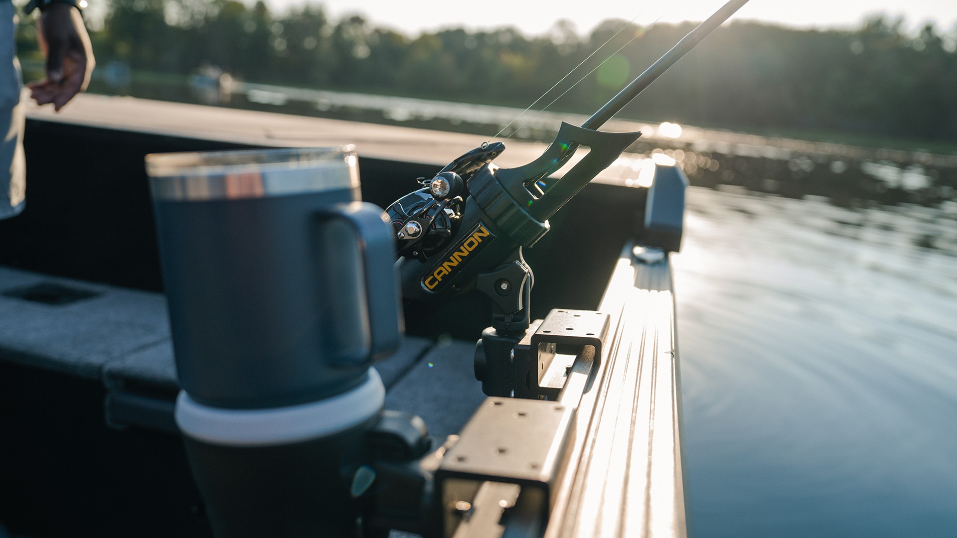 Fishing Rod and Cup holder on a 2023 Alumacraft Competitor aluminum fishing boat