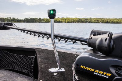 Alumacraft Competitor Shadow -Navigation-Lights