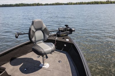 Alumacraft Competitor Shadow -Fishing-Seat