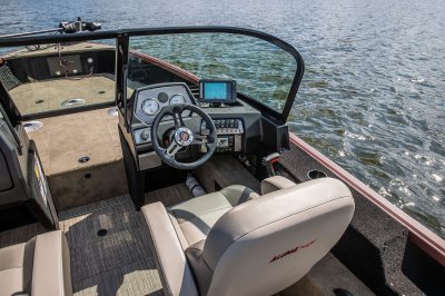 Alumacraft Competitor Sport -Helm-Steering-Driver
