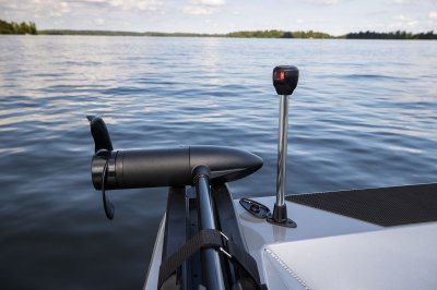 Alumacraft Pro 185 - Navigation lights