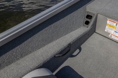 Alumacraft Pro 185 - Grab handle