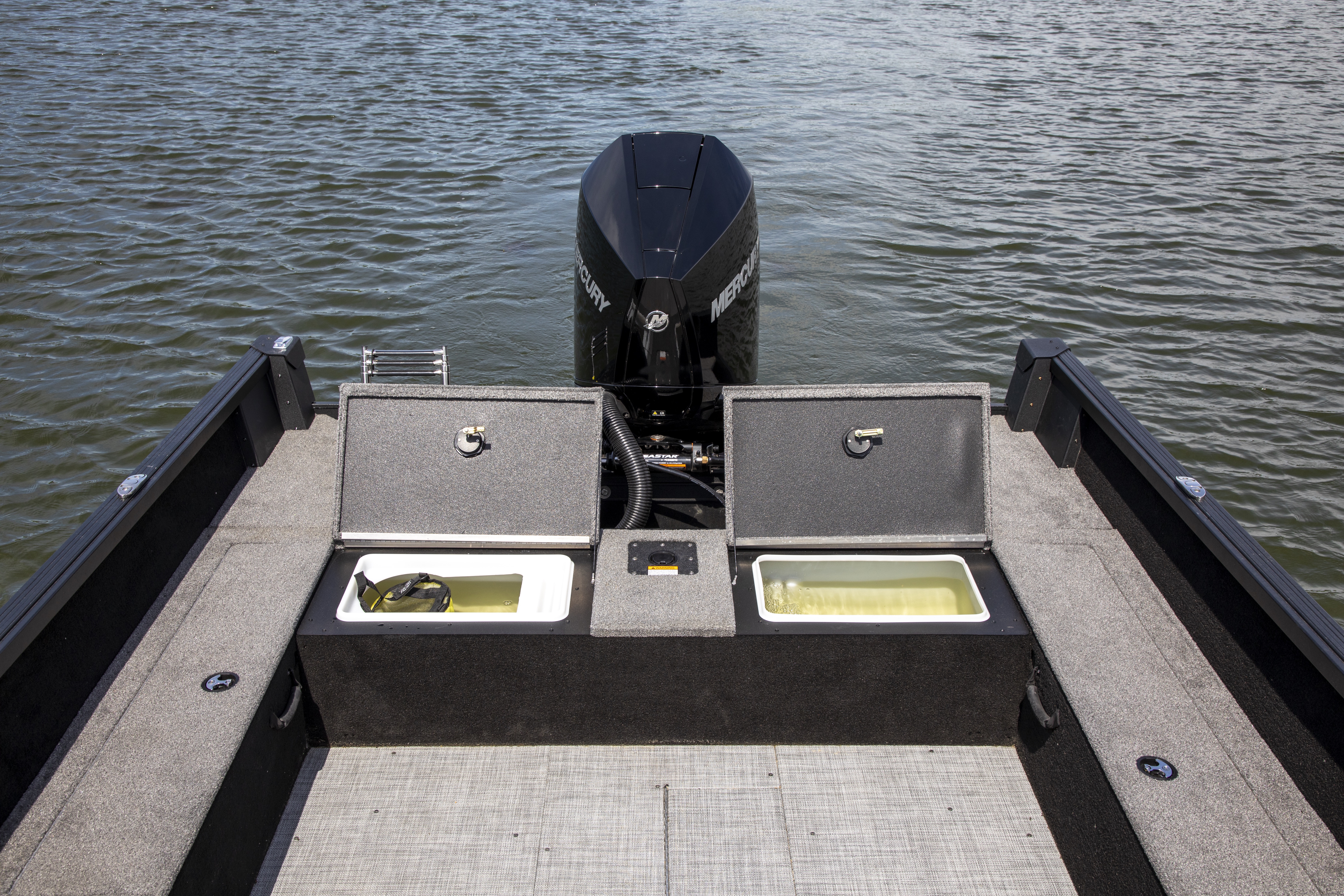 Flex module system on an Alumacraft Trophy